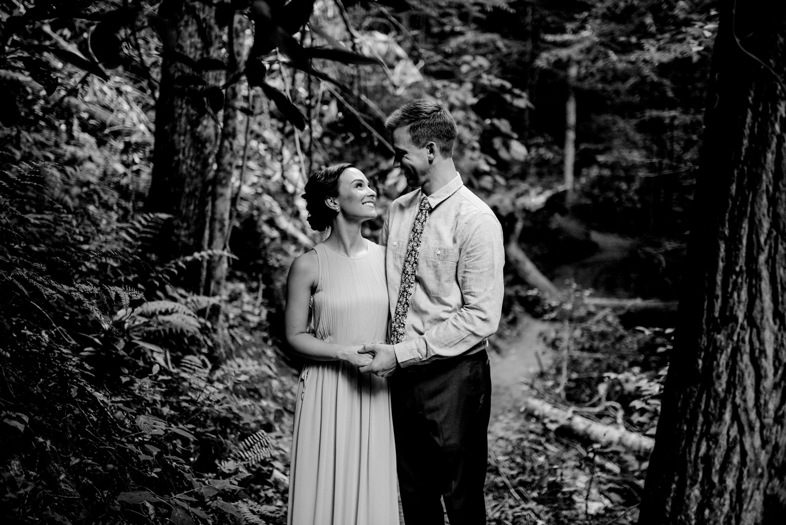 intimate-wedding-red-river-gorge-photographer