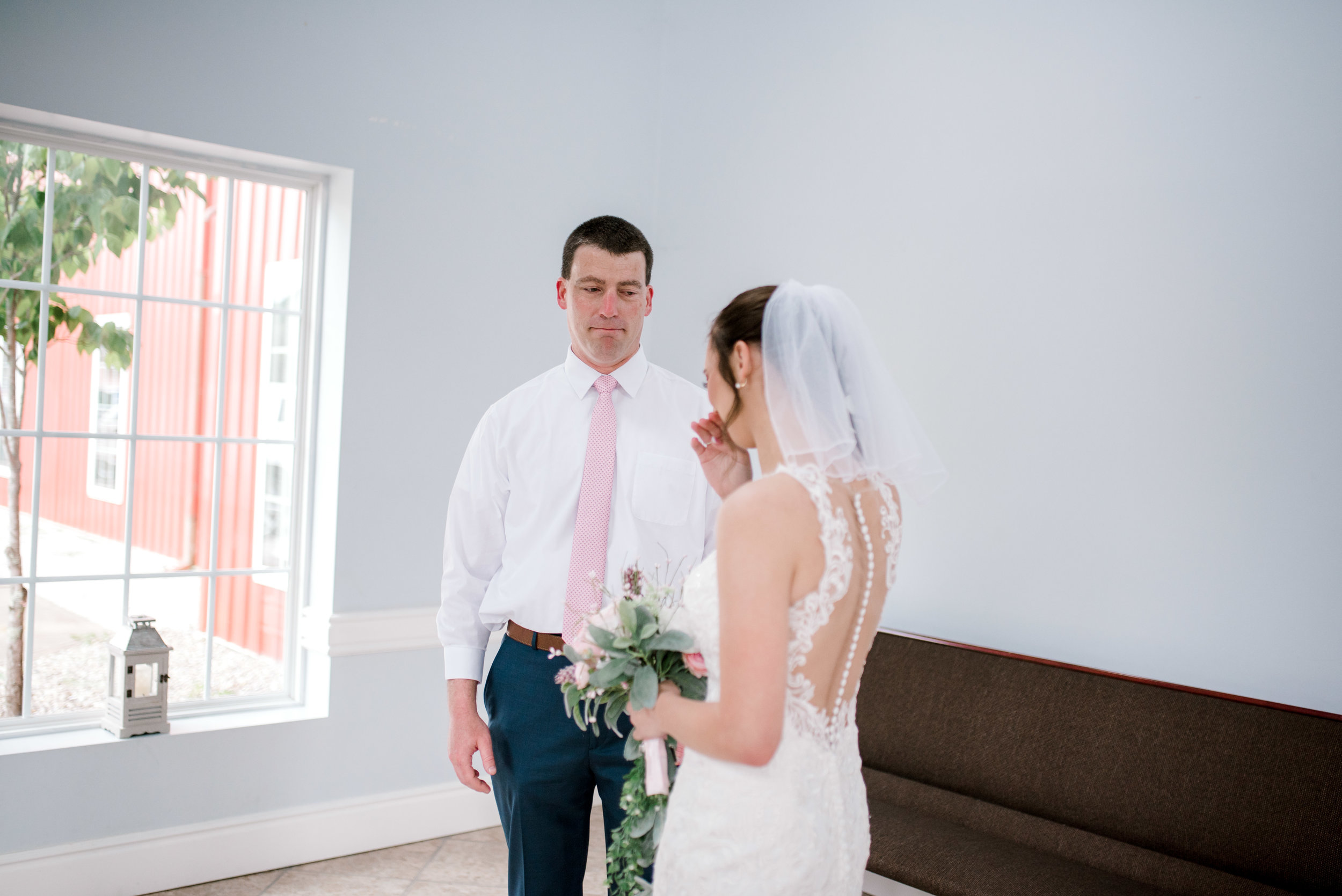 emotional-first-look-lexington-ky-wedding