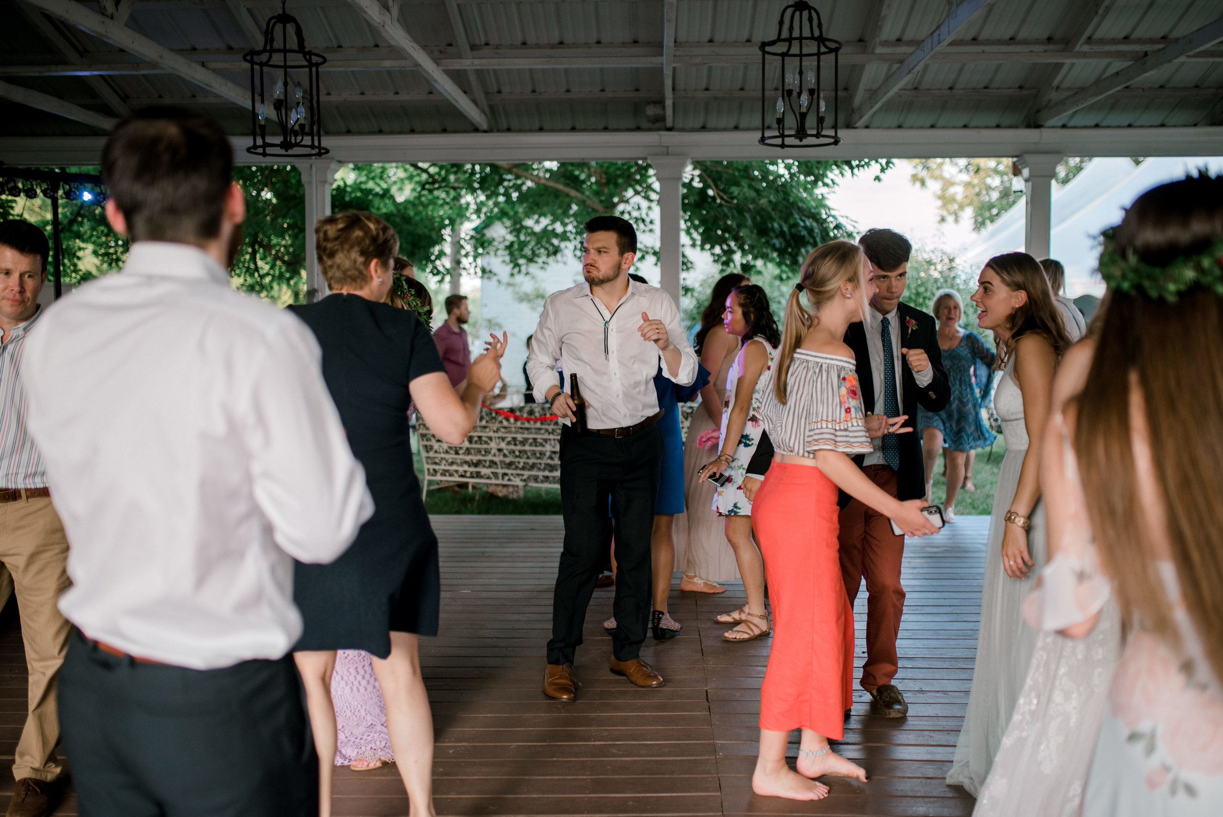 lexington-kentucky-wedding-photographer-reception-dance