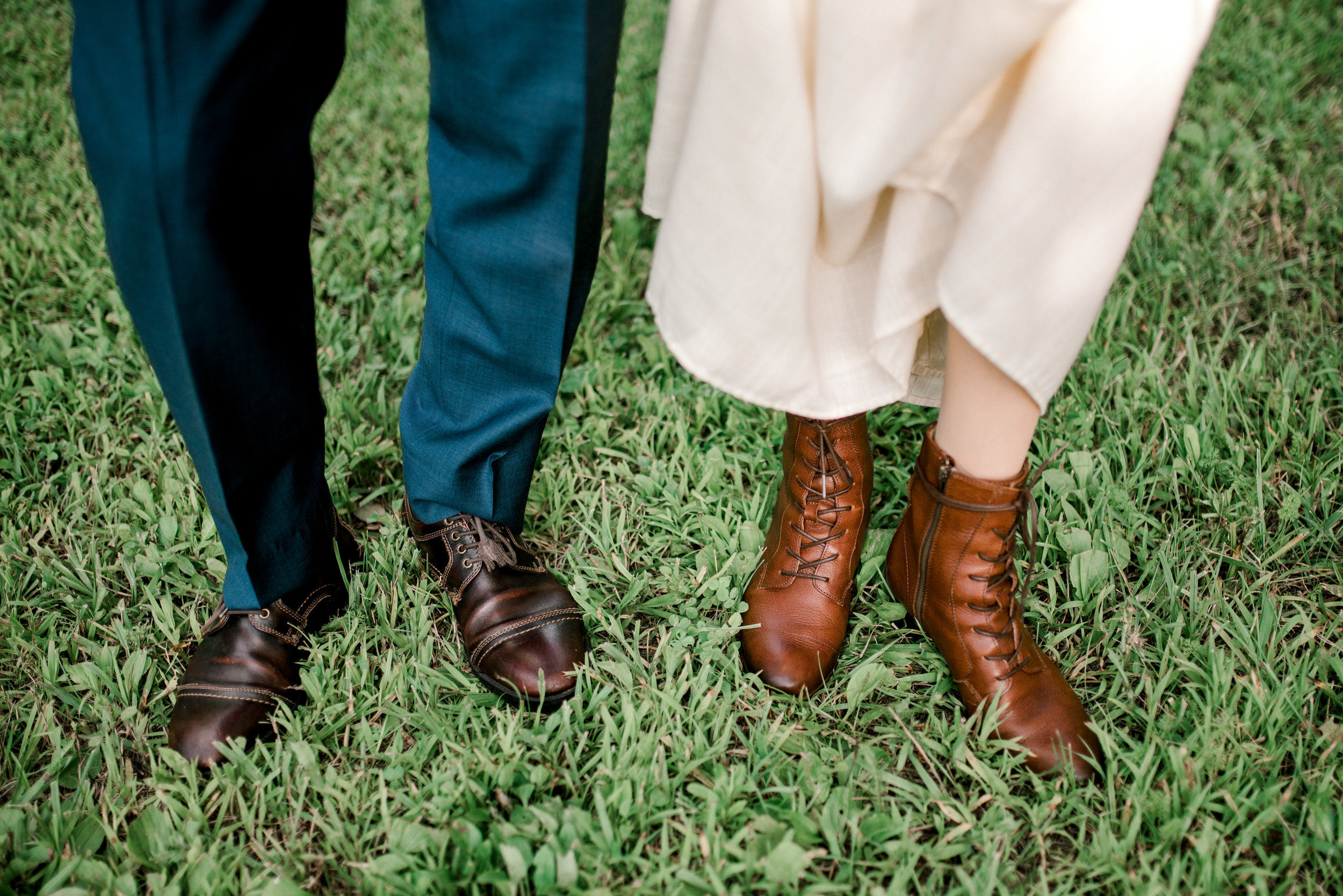 lexington-wedding-photographer-cool-shoes