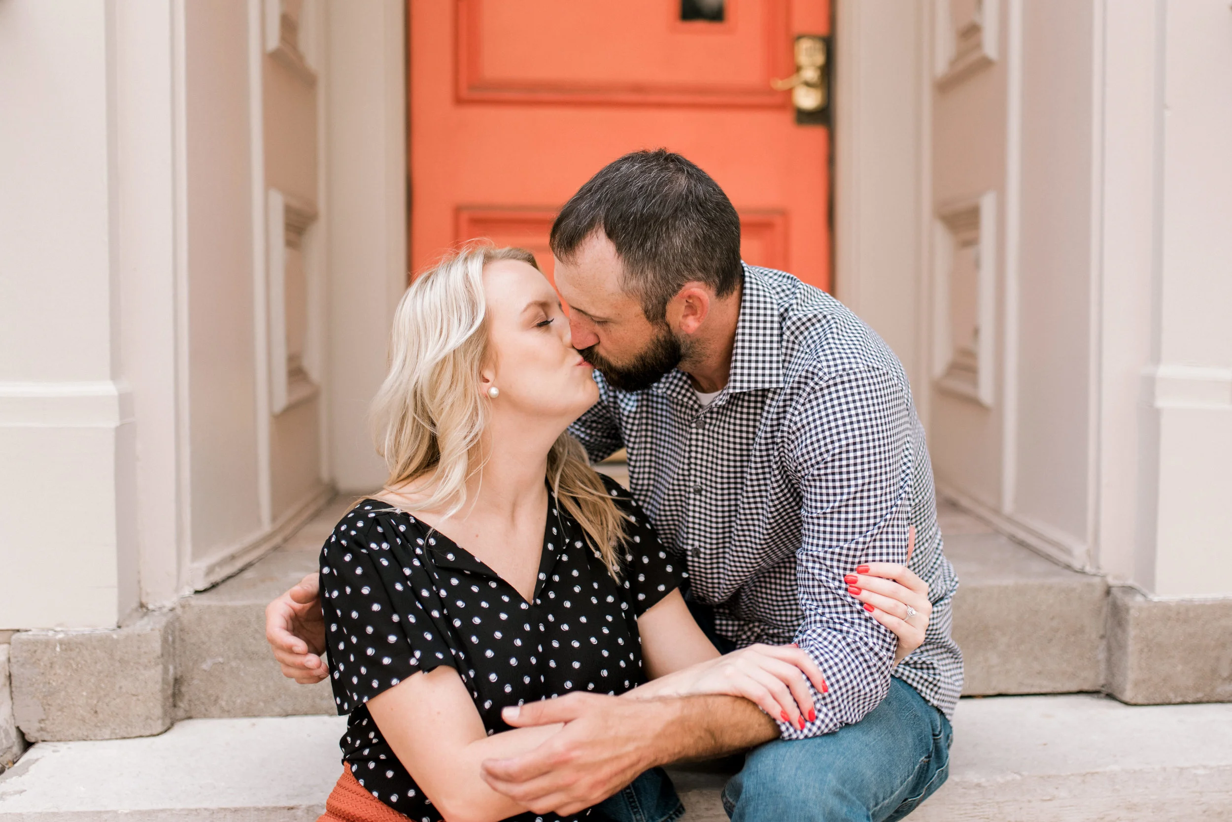 lexington-wedding-photographer-downtown-engagement