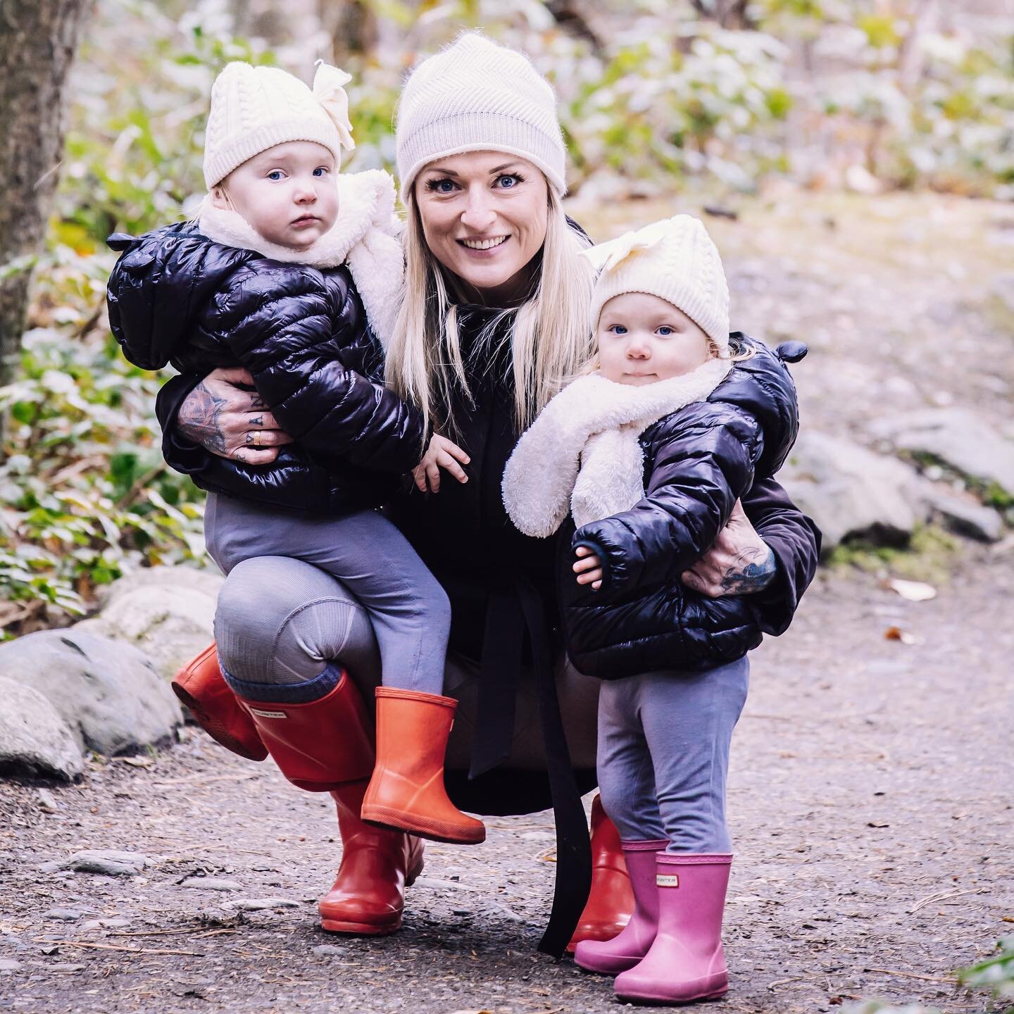 What makes you smile? 

My girls make me smile!

EVERY
SINGLE
DAY!

(They also make me want to pull my hair out sometimes but that&rsquo;s a topic for another day haha. And the smiles FAR outweigh the frustrations, so we are still winning over here ?