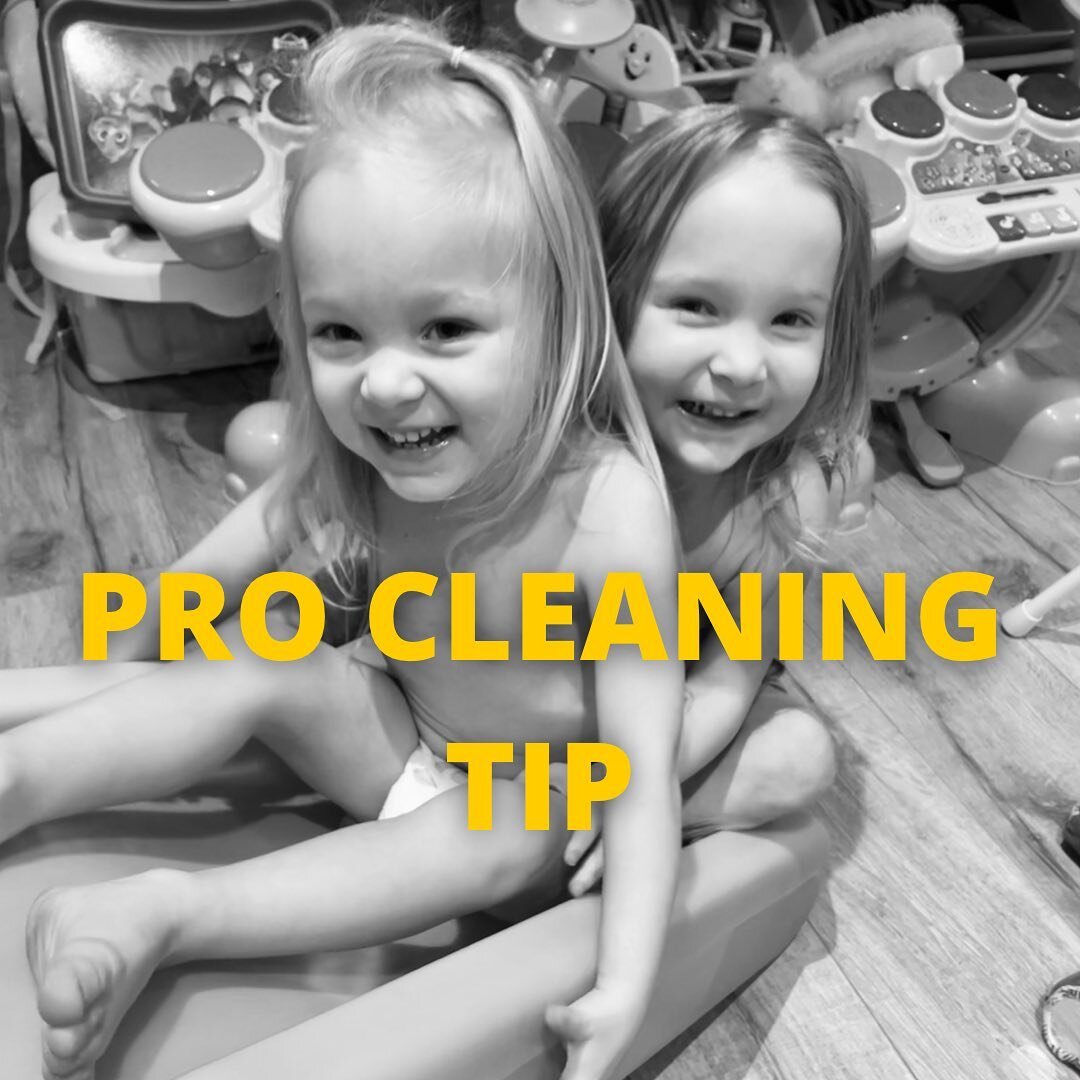 ⁉️Did you know that even dry bleach can be absorbed through your baby&rsquo;s skin?

☠️ Sometimes you might want to use bleach anyway - especially with COVID running rampant these days. I don&rsquo;t recommend cleaning with bleach, but even I cave an