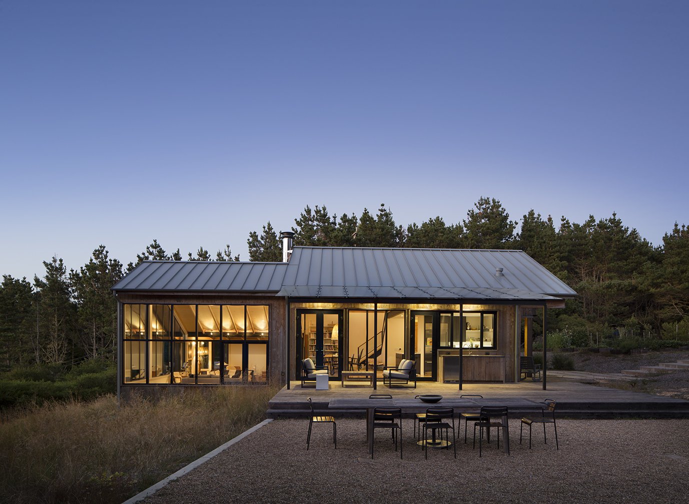 huang-iboshi_01_inverness-retreat-exterior.jpg