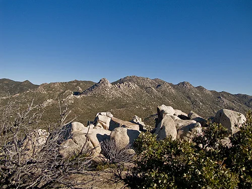 The view to The Thimble and Ysidro from White Benchmark