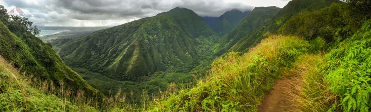 The view from the ridge to Lanilili on Maui