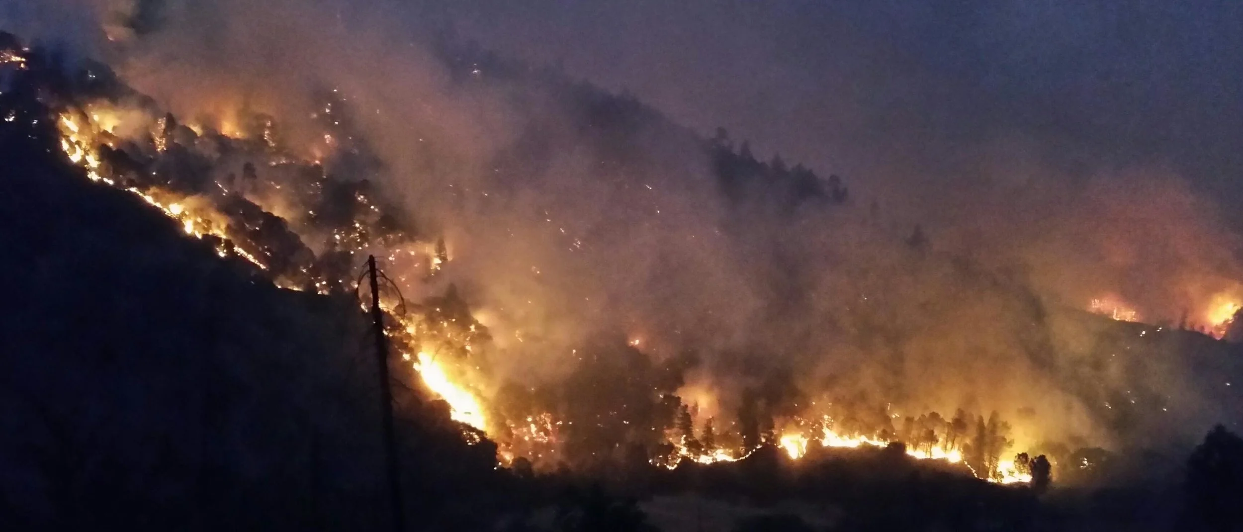 Night Falls on the Helena Fire, Sept 5th, 2017 - Credit: Inciweb - CIIMT3