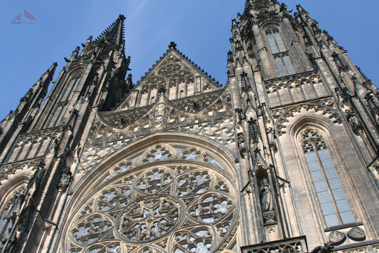 The front of St. Vitus's Cathedral.jpg