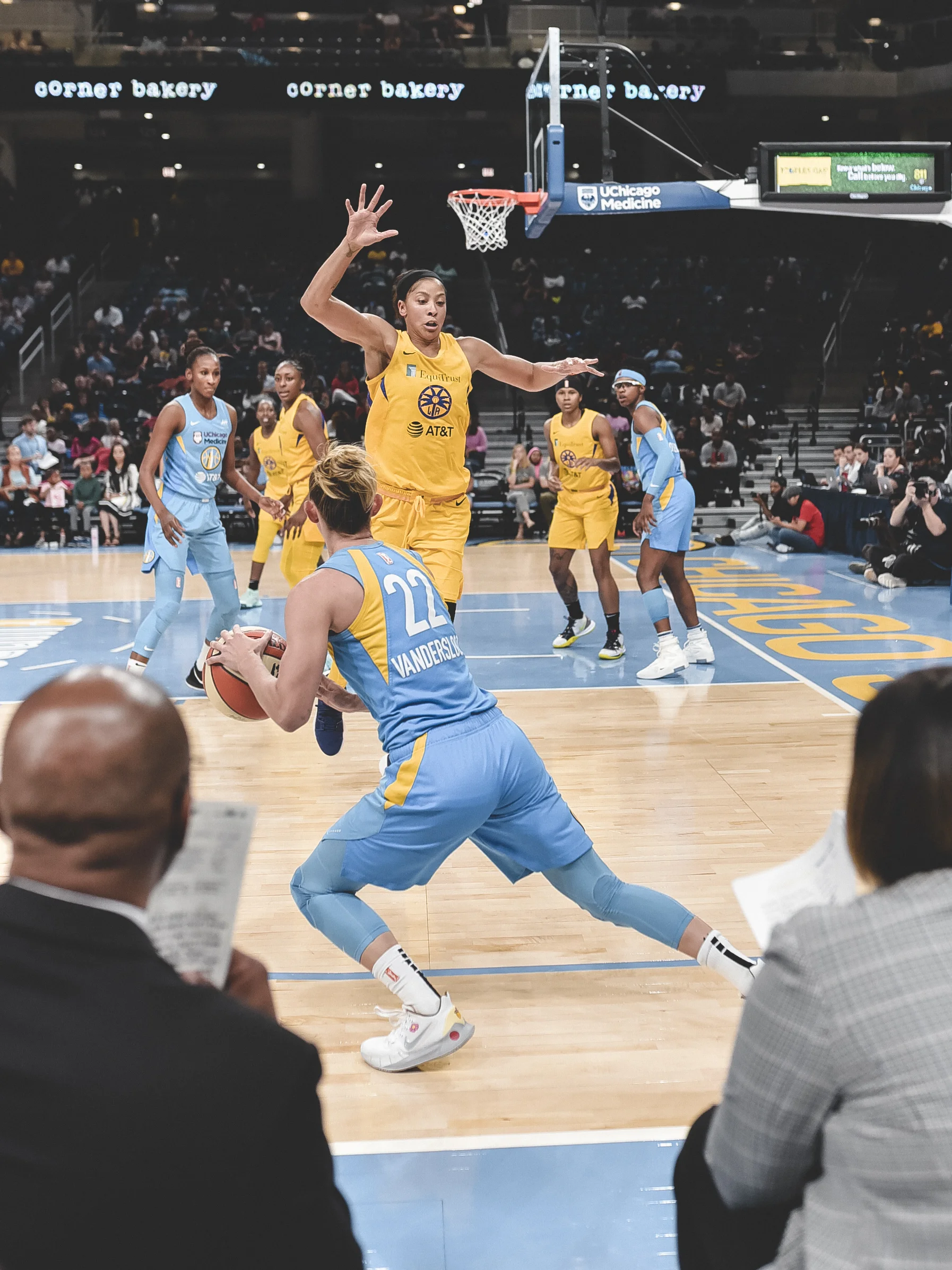  Ohh Candice, not again. 