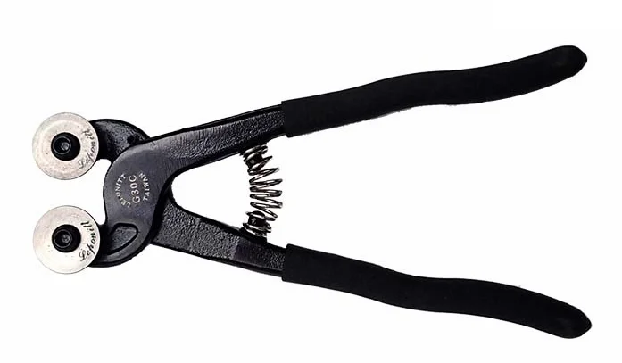 PG30C Leponitt Glass Mosaic Cutter8"(200mm) long, ideal for 2~8mmT glass. Designed for mosaic glass piece. Replaceable carbide wheel available (item no.PG30C-W)