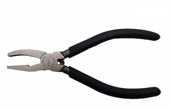 PCJ-1 Leponitt 6" Grozing Pliers 3/8"(10mm) serrated jaw; 6"(152mm) long for controlled nibbling on an uneven scored line or as breaking pliers for parting thin scrap from scored line. The professionals choice and ideal for 2~6mmT glass use.