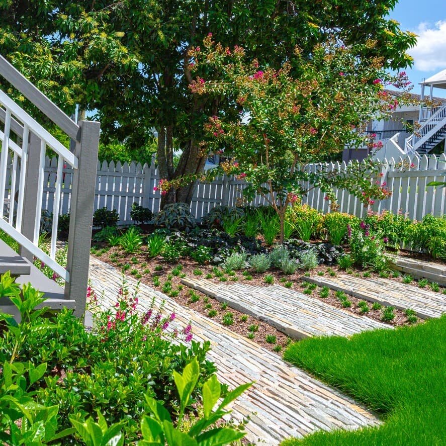 WELCOME BACK SUNSHINE! 
We're in love with the sunny side of this Wilston cottage we completed late last year. Lots of colours, textures and super green lawn, lush enough for the owners to lie on. A super build for super clients - can't wait to see i