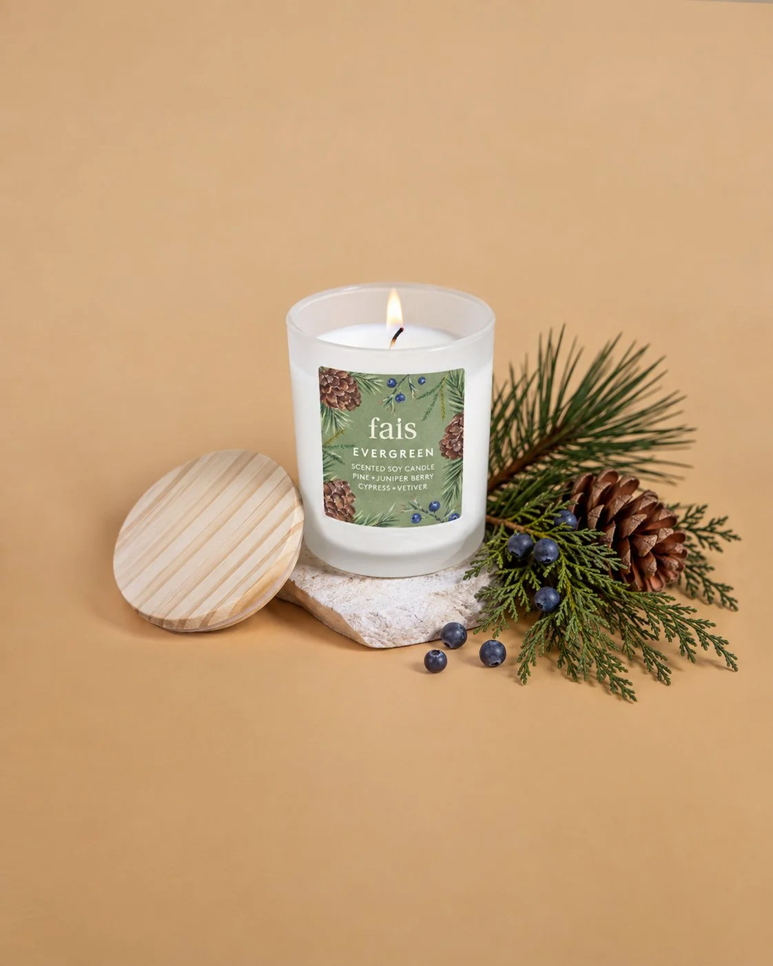 Candle-154g-EVERGREEN-lifestyle.jpg