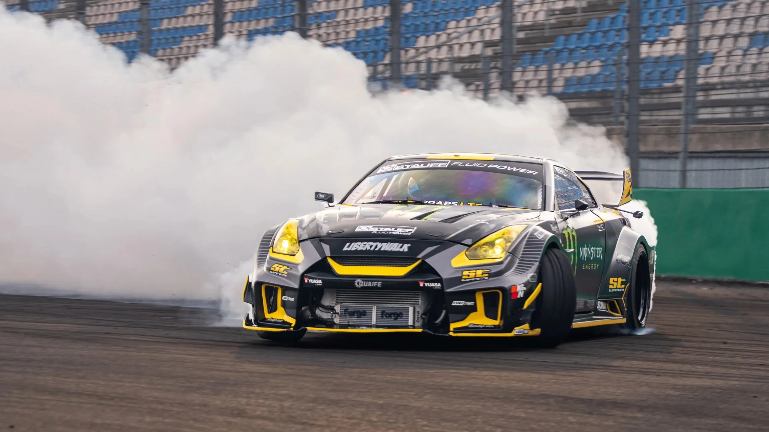 Drifting Day &amp; Night At Germany's Riesbrennen
