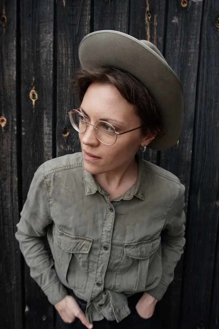 Ylva Harun musiikkia inspiroi ennen kaikkea luonto, ja se kuuluu myös lyriikoissa. Kuva. Riikka Keränen