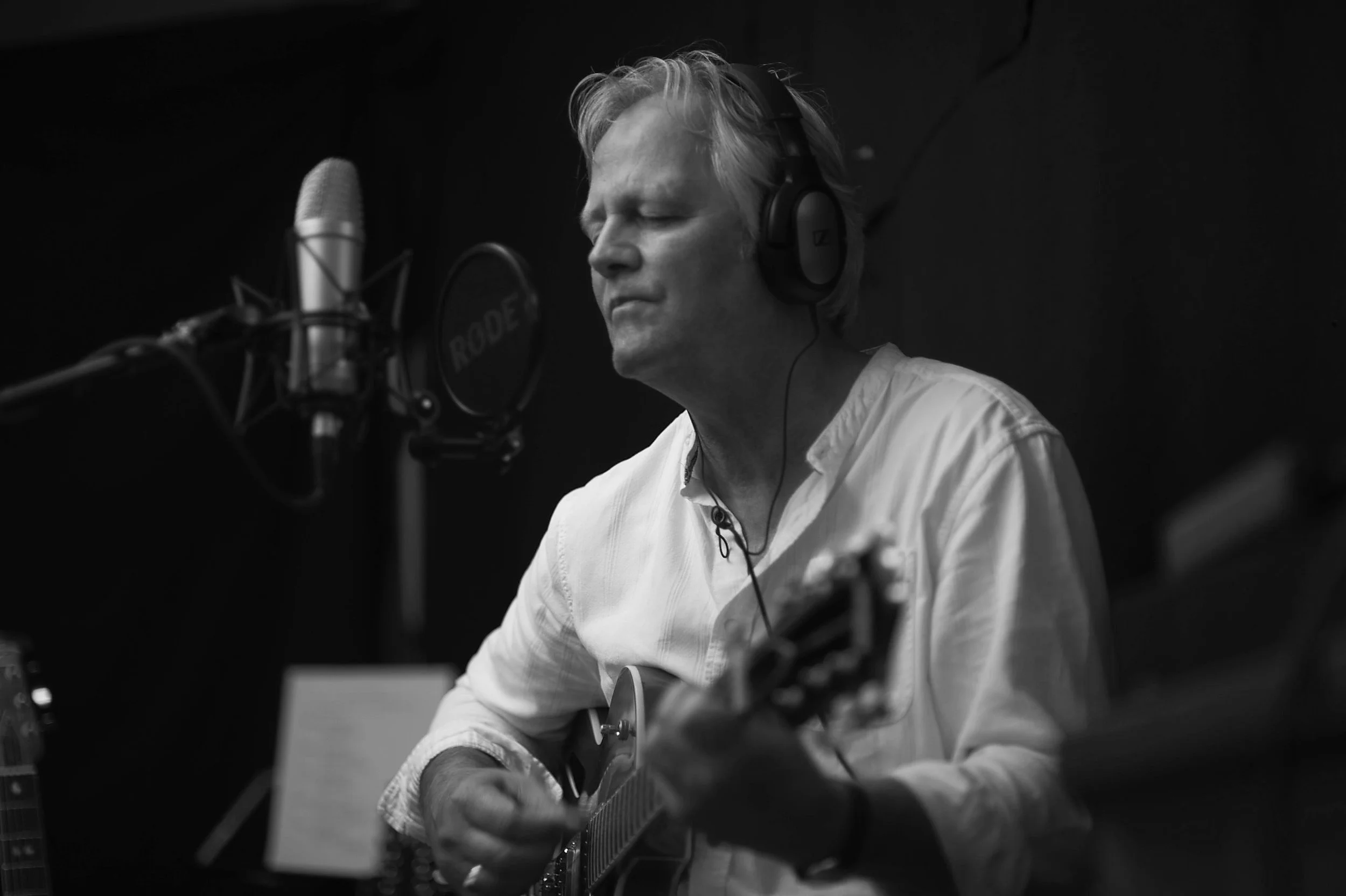 MOR-080916 162-B-W.jpg
