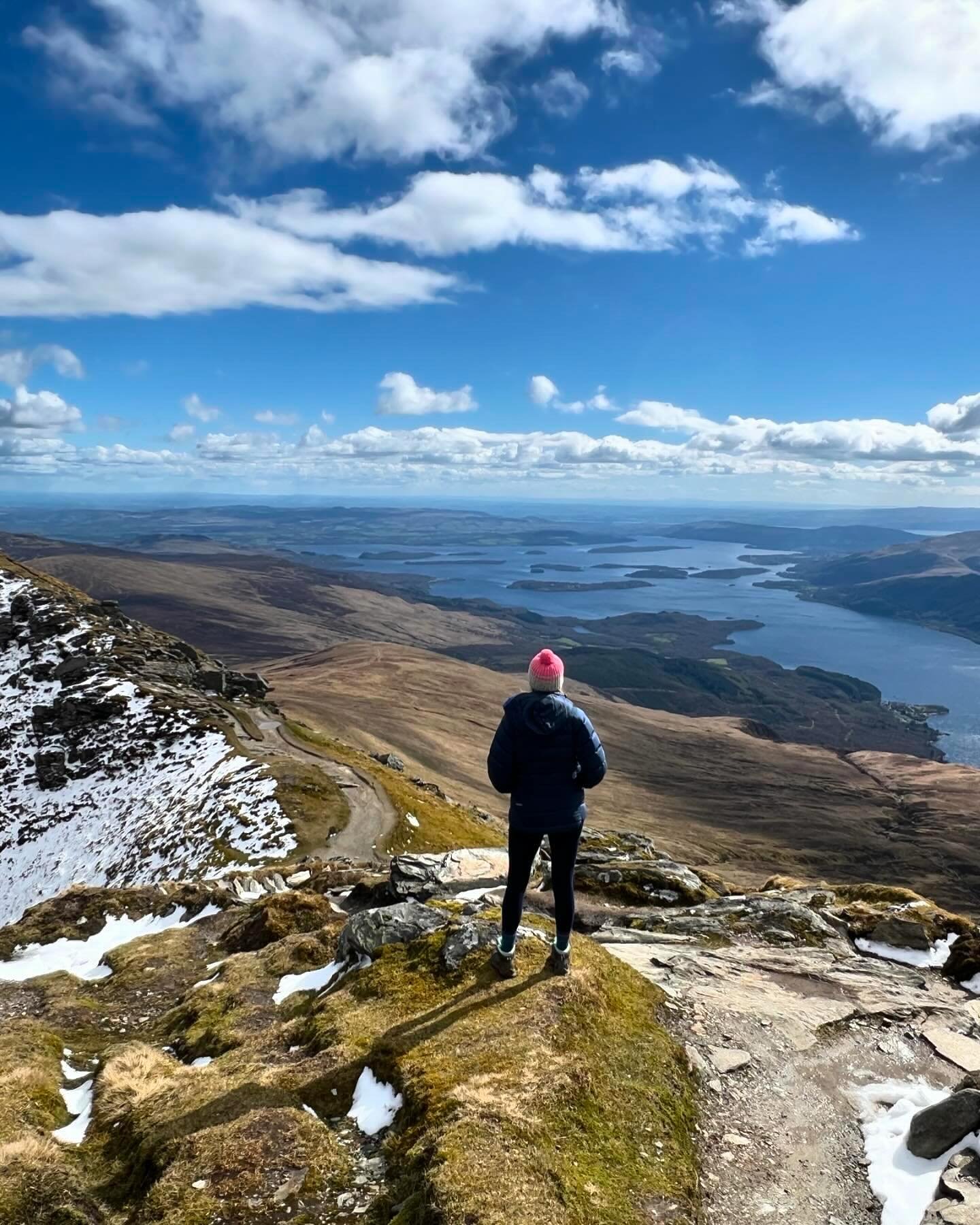 Just what the doctor ordered! Took a little breather from socials and climbed a mountain with my intrepid sister @papluski &amp; soon to be Mr! 

Following some health struggles it was quite a challenge (especially the icy peak!) but I loved it! Gets