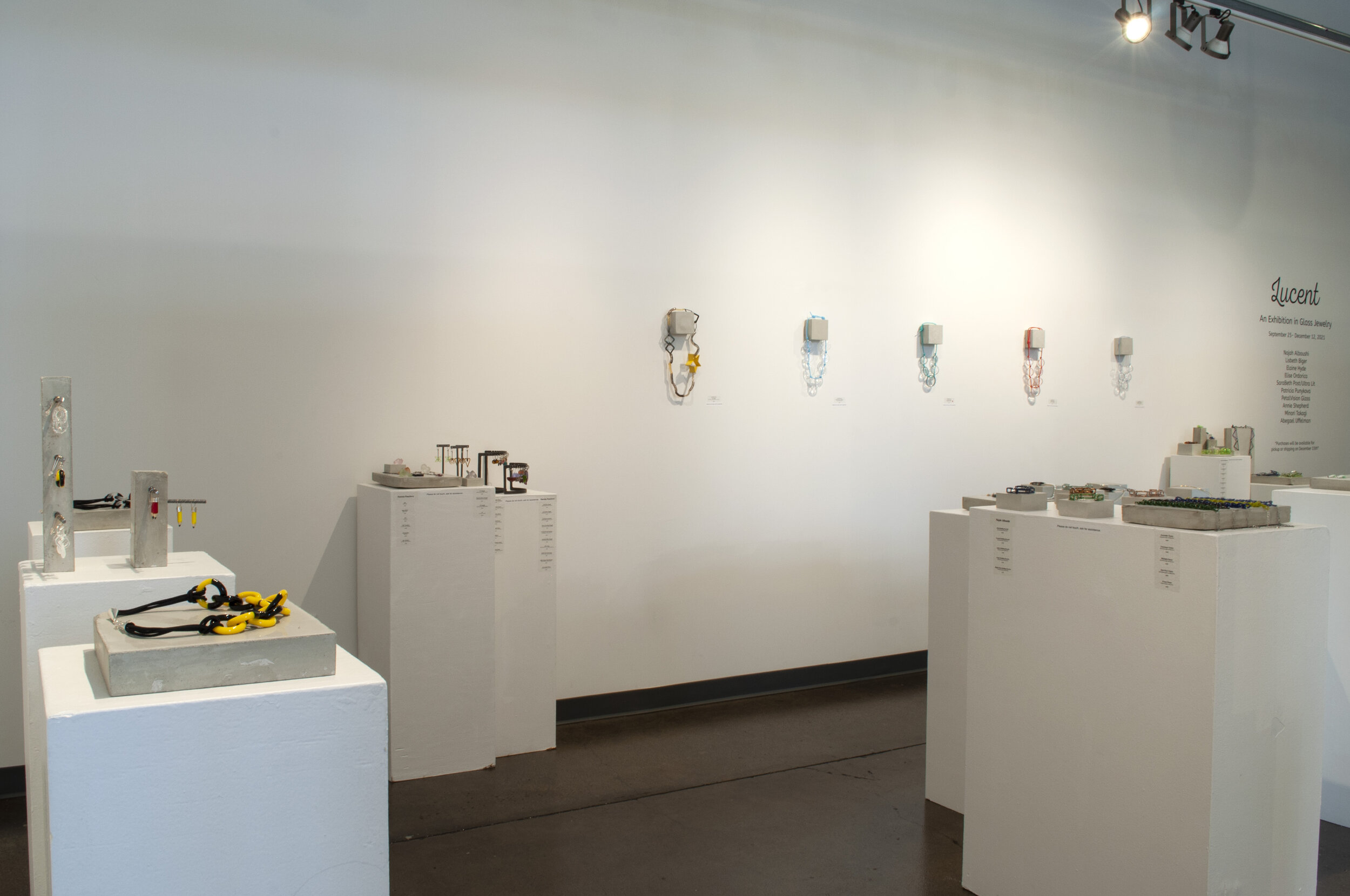 Lucent: An Exhibition in Glass Jewelry