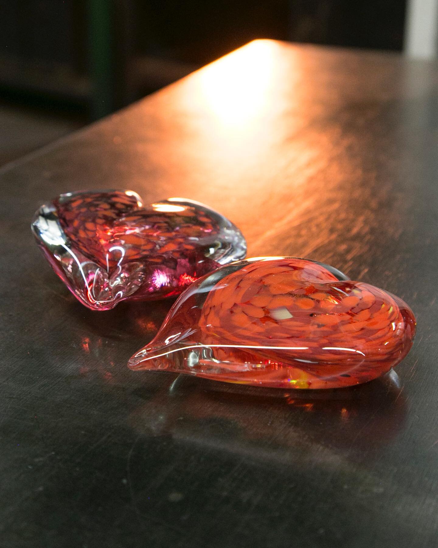 Book a Valentine&rsquo;s Date Night early and sign up for out Heart Paperweight Workshop running on Wednesday, February 14! Sign up using the link in bio.

Warm up in our hotshop and sculpt molten glass into the shape of a heart. No prior experience 