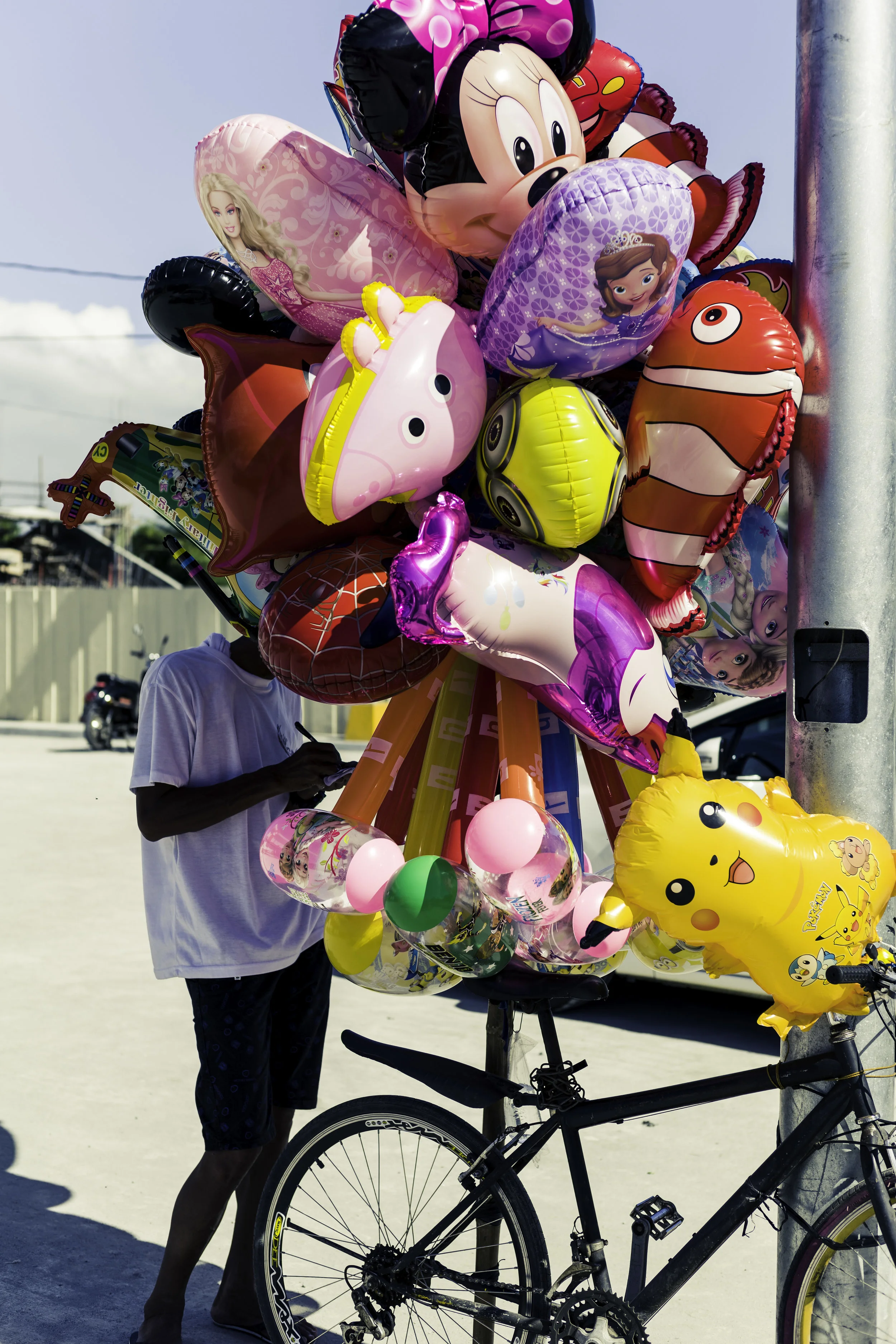 Balloon-Street-Vendor.jpg