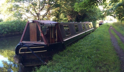 A picture of the clients narrow boat home; 'Queenie'