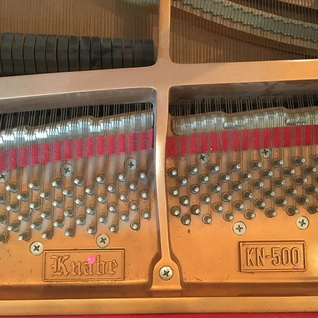 Here's a quick look at some before and after photos of a piano that I cleaned a few days ago.
#piano #boise #pianotuner #pianotechnician #beforeandafter #clean