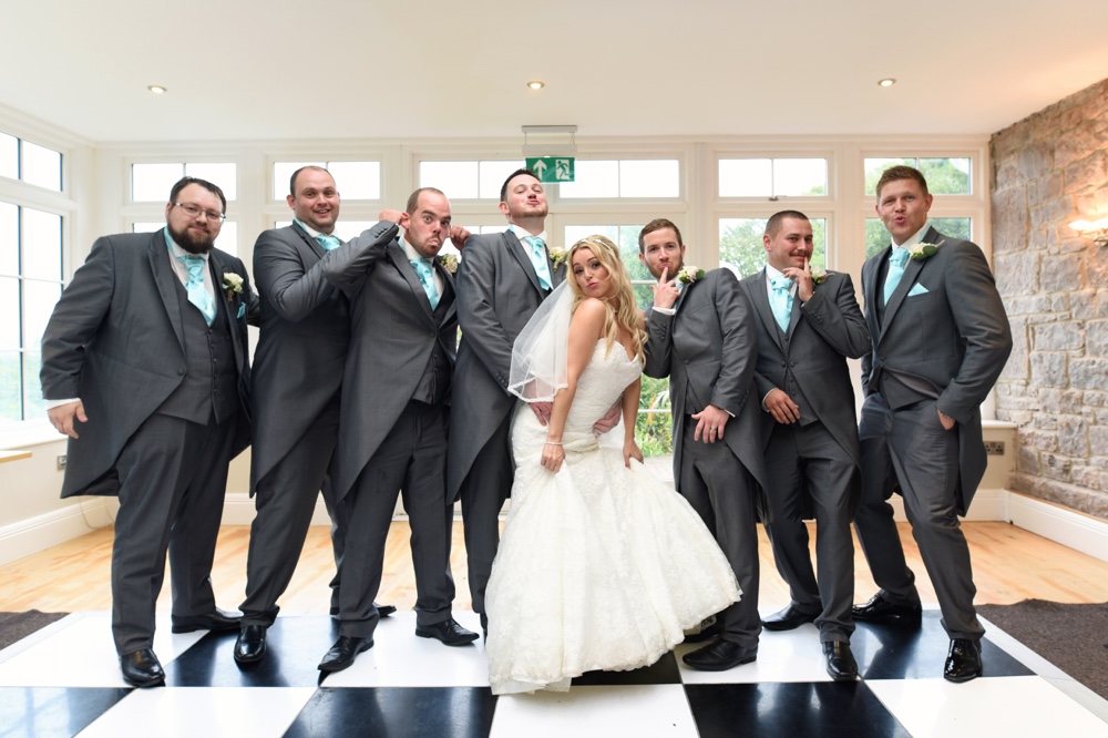 Weddingday_Flashbulb160.jpg