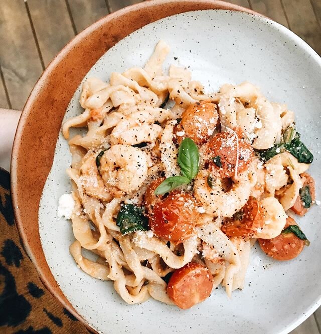 Loving having the time to make meals from scratch 🍝 Tonight&rsquo;s was prawn linguine! I even made the pasta myself! It was quite thick but for my first time it wasn&rsquo;t bad. This was bloody guuuud 🍤🍅