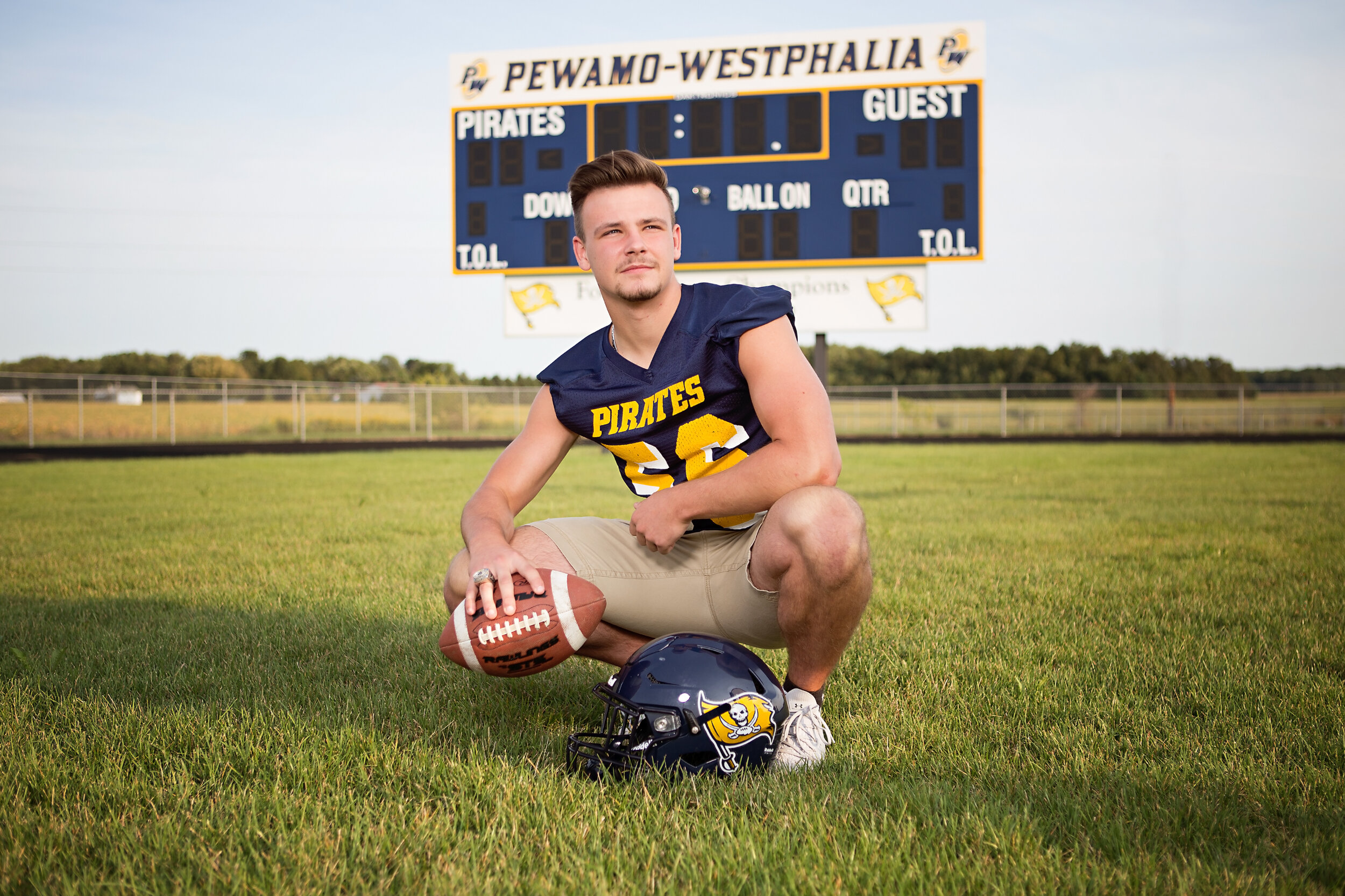 Logan | Pewamo-Westphalia Senior Photos