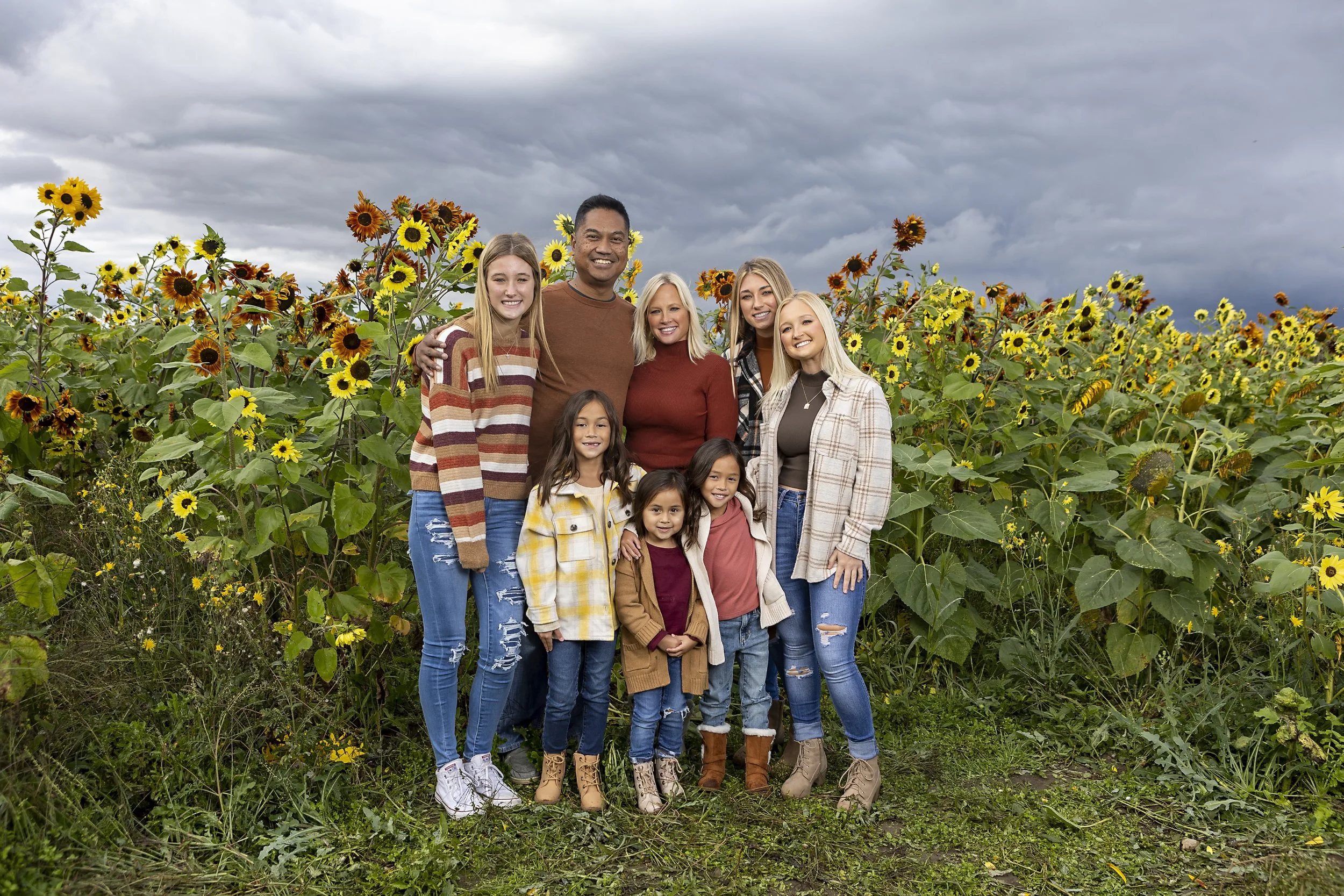 The Lilagen Family | Charlotte, Michigan Family Photos