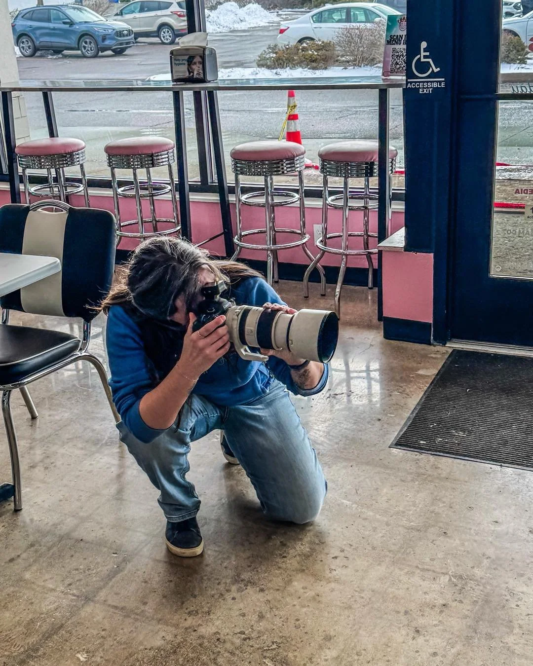 Just me taking over a public space to snag some branding photography for a business client! 

Want your branding to stand out? DM me