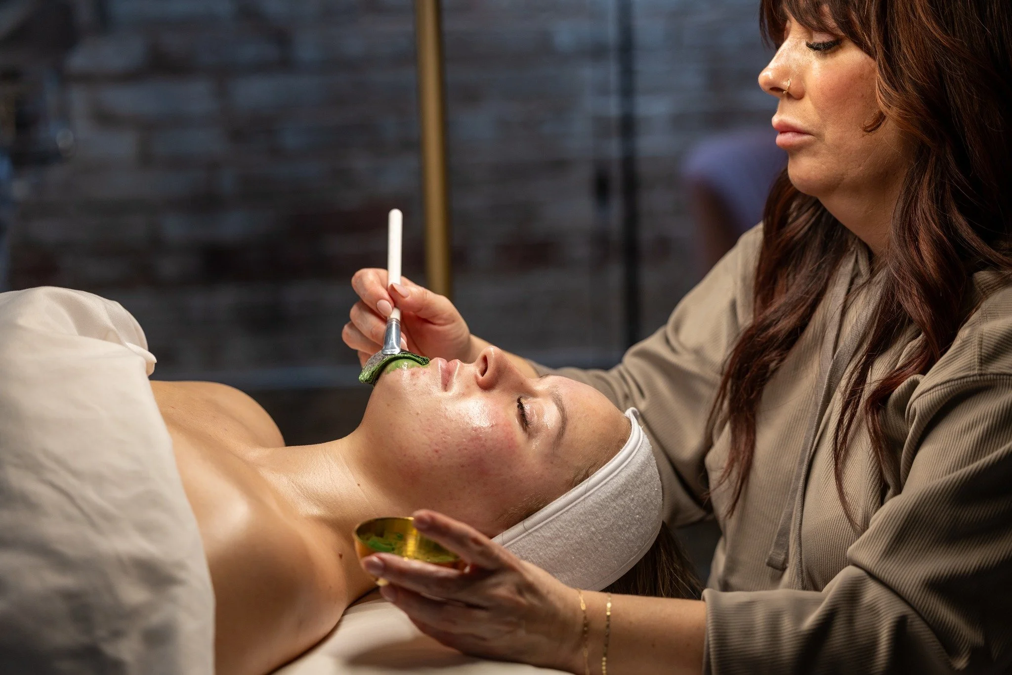 🚨New Blog Post featuring Niki from @@salinazaesthetics 

Click here 👉 www.reflectionsphotosite.com/blog-1/2026/2/17/business-highlight-salinaz-aesthetics 

Want business branding photos, drop me a message!