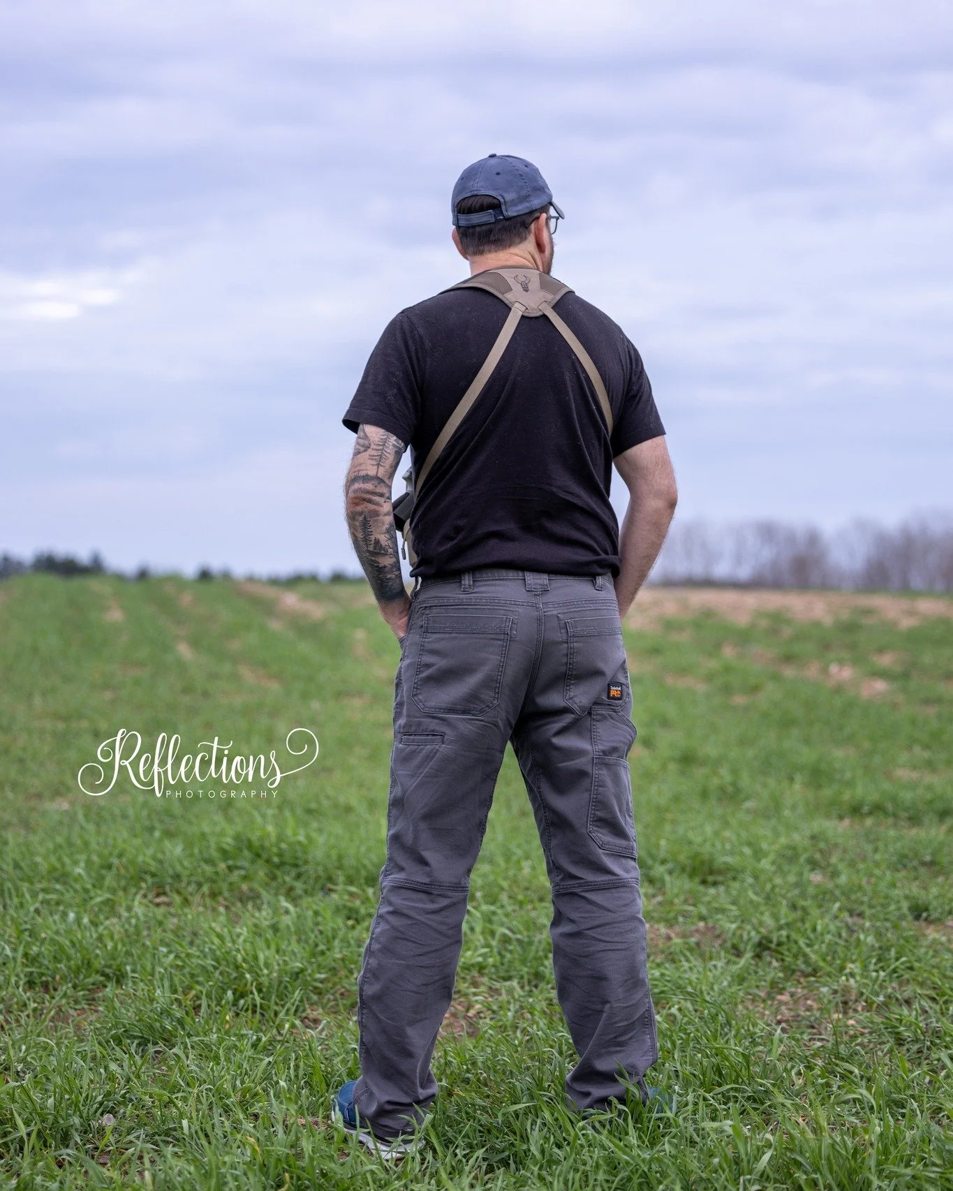 Here we are, back at it with Trekin Outdoors! 
We are busy getting promo shots for their favorite products and are always looking for a few outdoorsy people that can model the gear. You can't hide in the woods for this one! Help get outdoorsmen the g