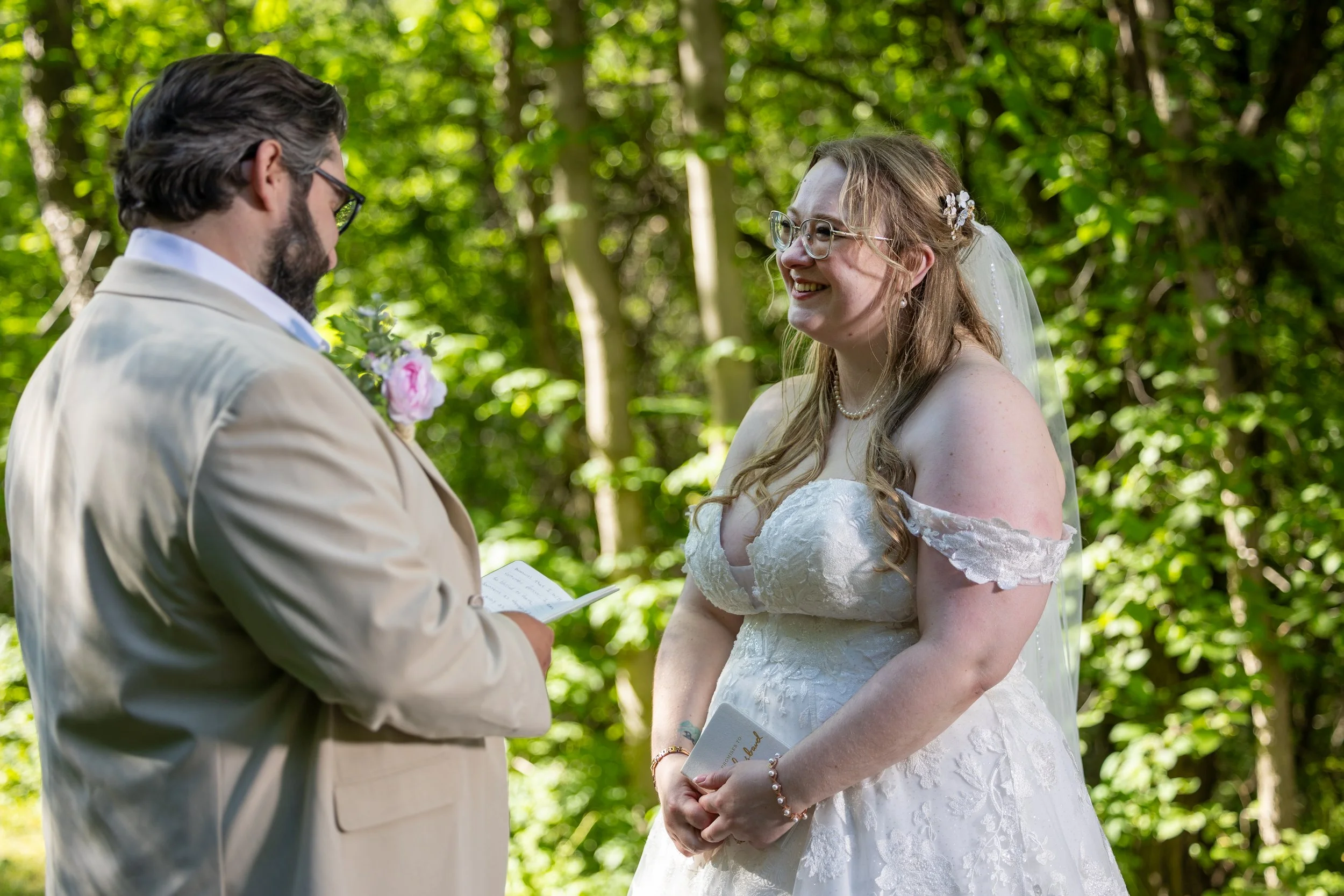 groom reading to bride