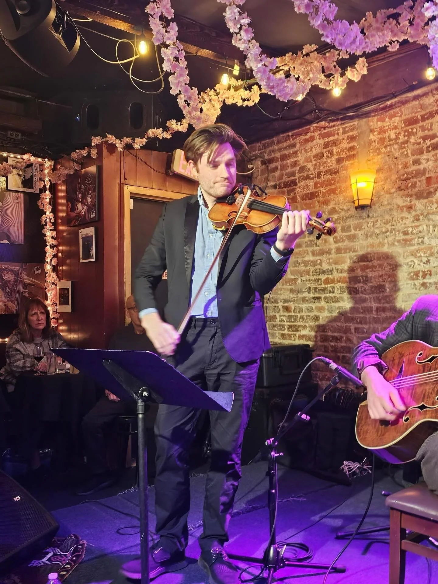 We will be featuring the phenomenal Eli Bishop from Nashville @barnsofrosehill on Saturday! Tickets still available online at DjangoJazzFest.com or at Barns of Rose Hill website. Located in beautiful Berryville VA! Also featured: Michael Harris on gu