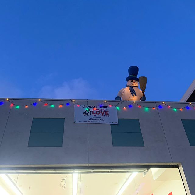 Frosty the Snowman is looking over the city from Fire Station 6.