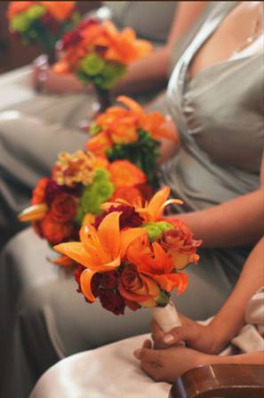 bridesmaid's bouquets.jpg