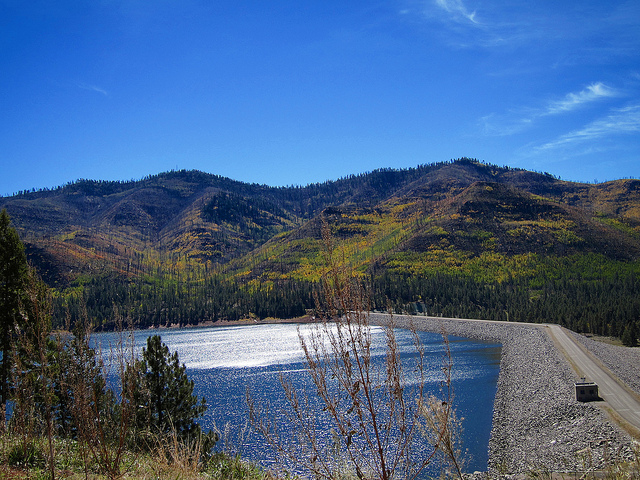 Vallecito Lake by Frank Swift is licensed under CC BY-NC-SA 2.0