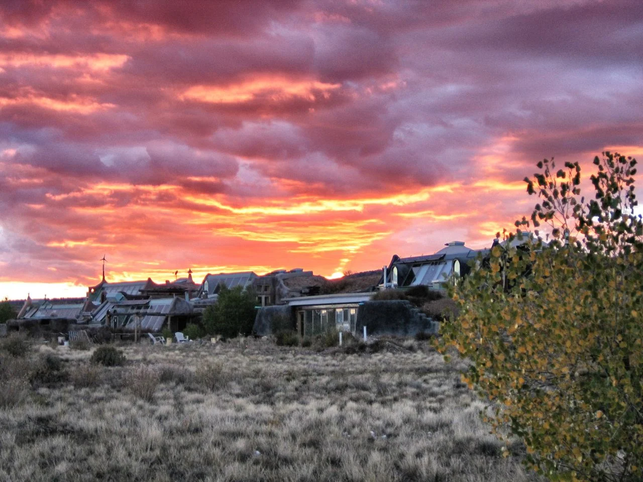 gravel pit sunset.jpg