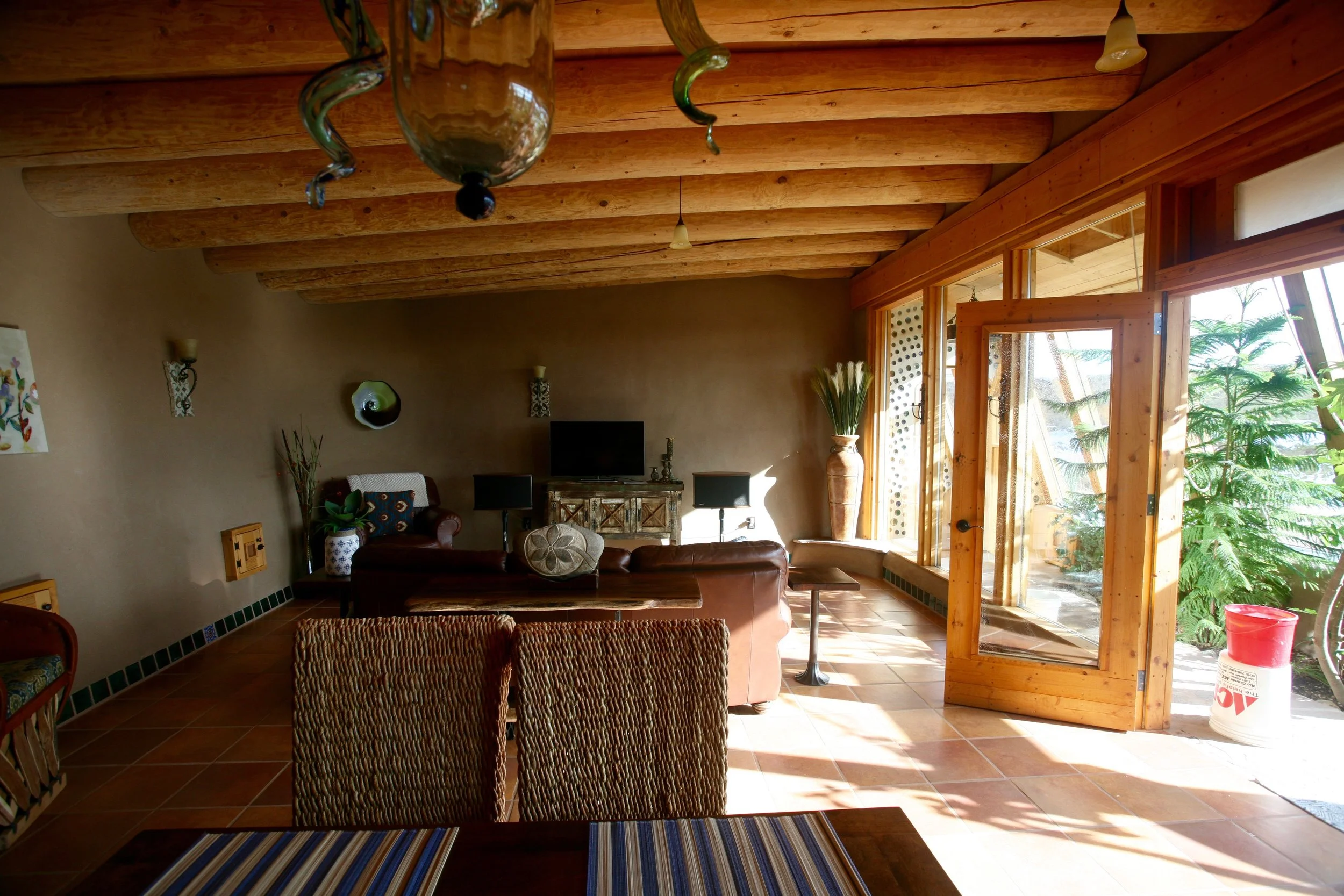 Lemuria Global Earthship