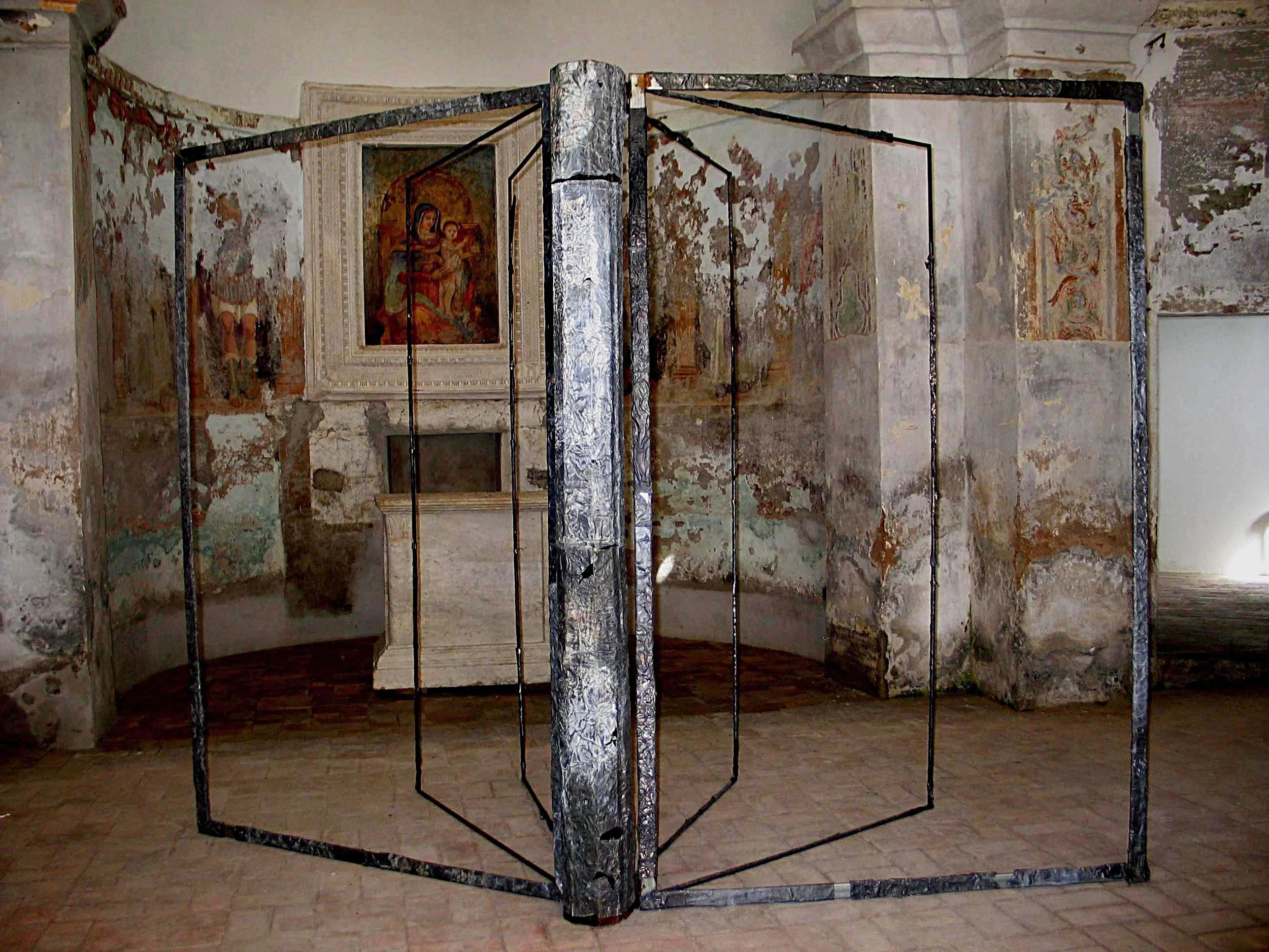 Hyperbook in Lead and Iron