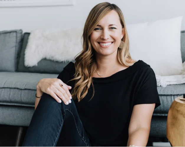Robyn Young.jpg