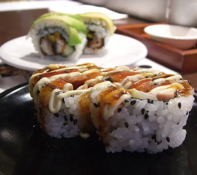 sushi-rolls.jpg