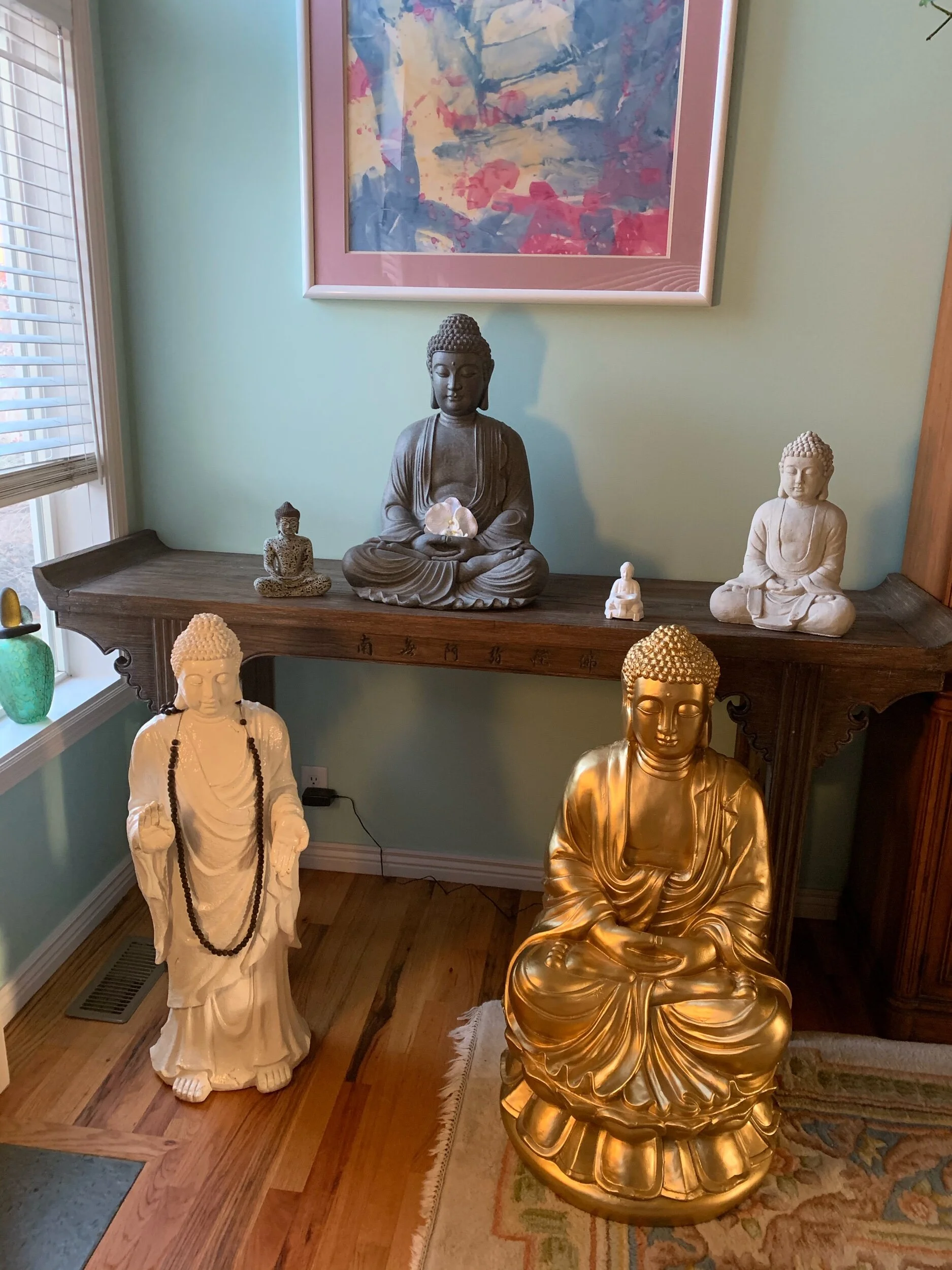 Too many buddhas