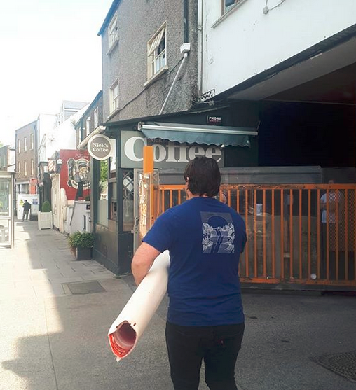 Pigsy delivers an art canvas to FrameXperts in Ranelagh so they can stretch the canvas on to a frame