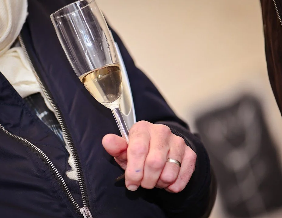 Bubbles and art at PIGSY show.jpg