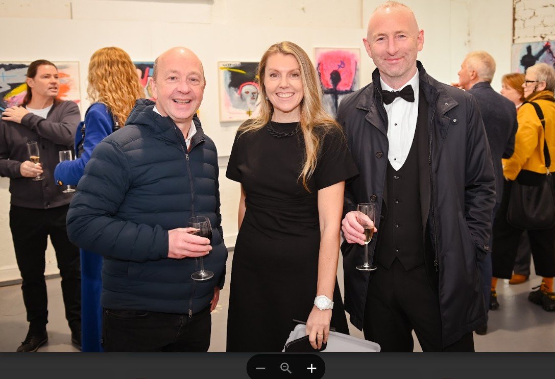 Buzzy energitic atmosphere at PIGSY art exhibtion.jpg