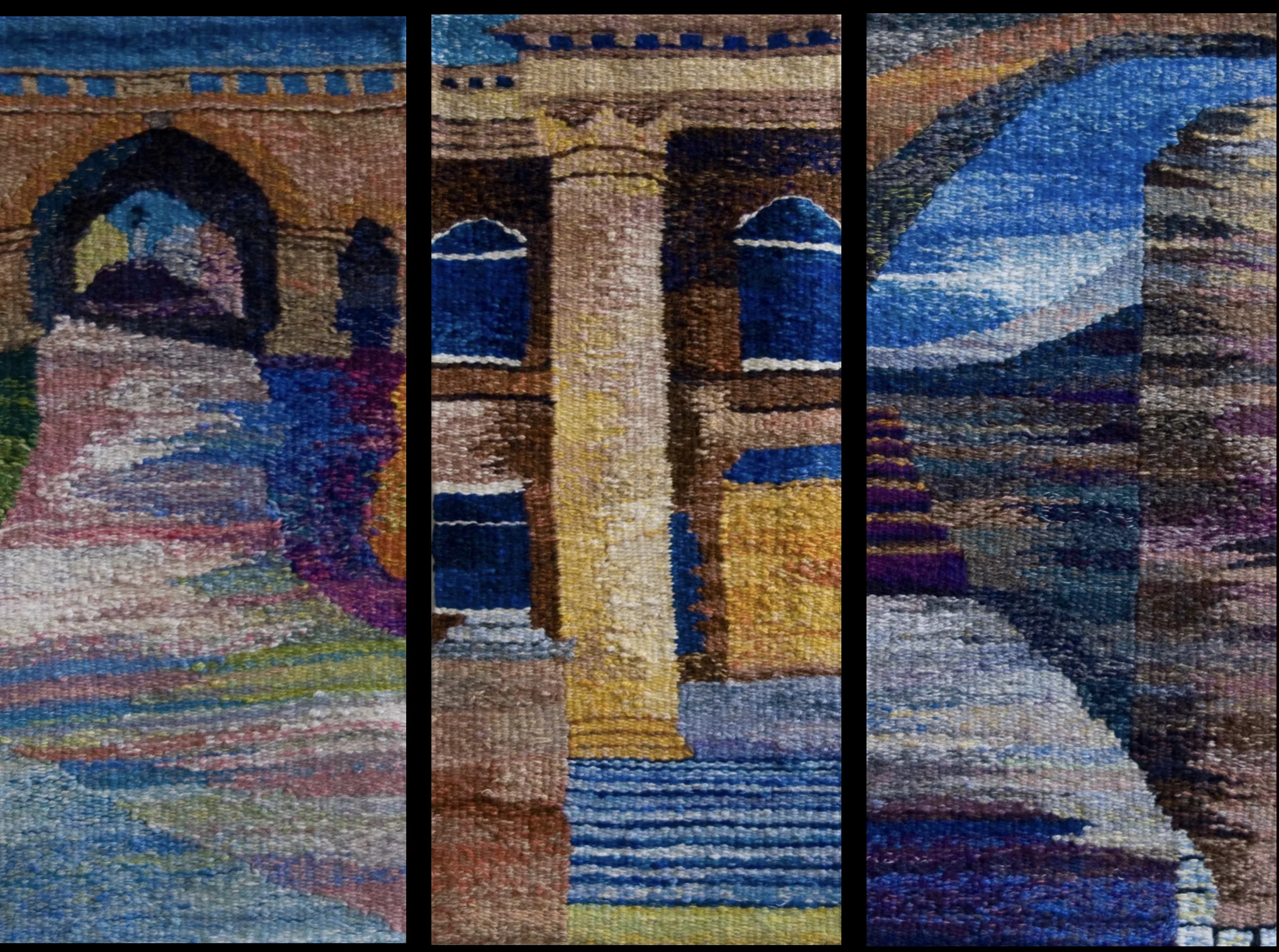 The Derry Weave panels These 3 panels were commissioned by St Augustine’s Church and gifted to different communities around the City. The Ferryquay Gate tapestry to The Apprentice Boys of Derry / The First Derry tapestry to its congregation / The Derry Walls tapestry to the Honourable The Irish Society. Big Weave Artists Diane Wood / Elaine Callen / Davina Callen / Sheila Mussen Design Artist Elaine Callen Volunteers Members and friends of St Augustine’s church When Summer 2013 Where Derry/Londonderry Who Citizens of Derry City and visitors from all over the world Numbers 2,000 County Derry/Londonderry