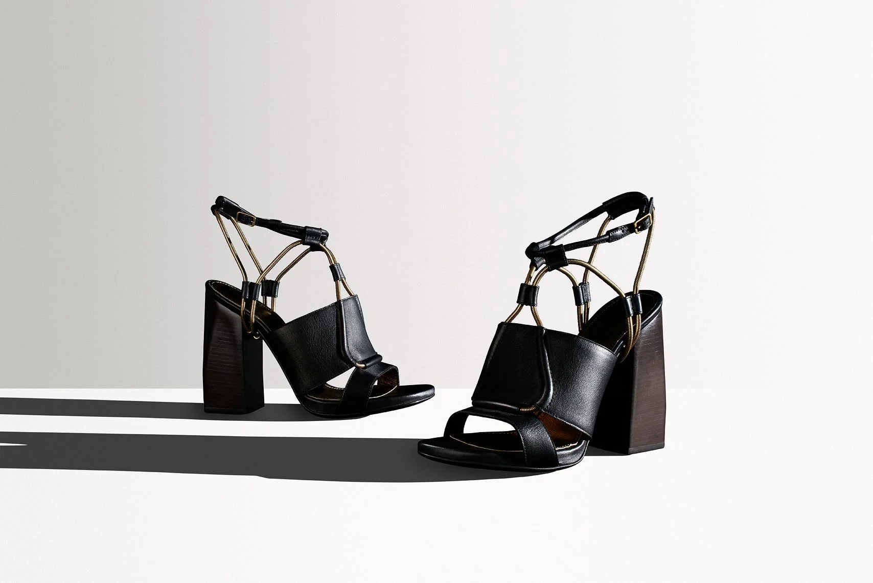 Jeff Stephens-14030-F14_SHOE_SHO_LANV_JS_016_v2.jpg
