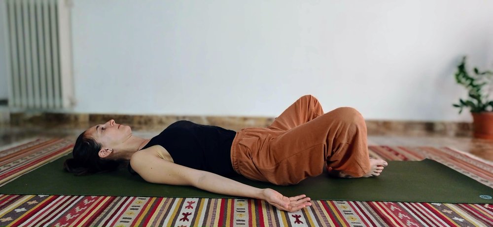 badhakonasana supina.jpg